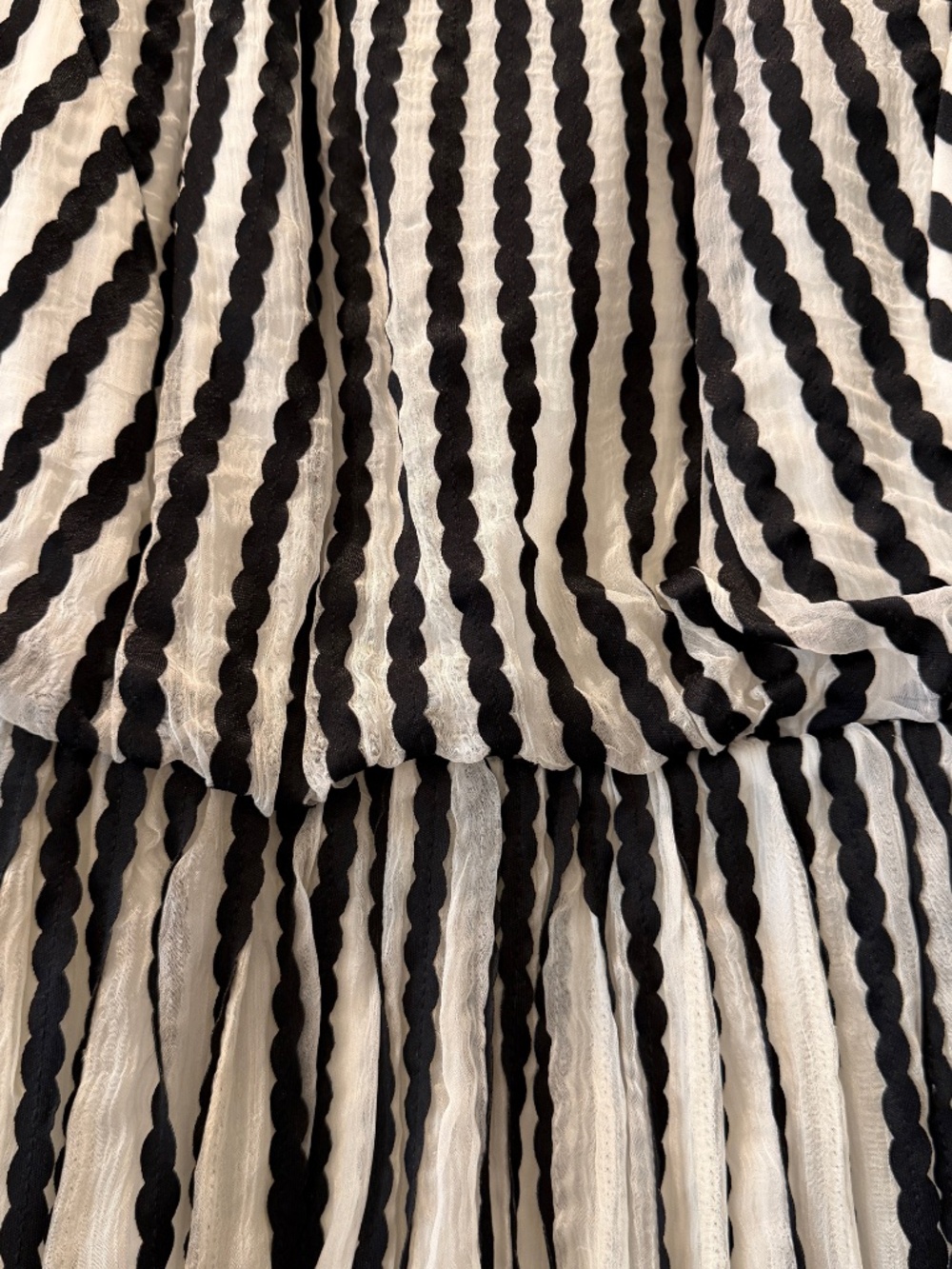 Anthropologie Black & White Striped Dress – Size 2P – Never Worn - Picture 4 of 6